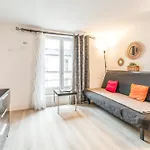 Апартаменты Chatelet Flat Париж